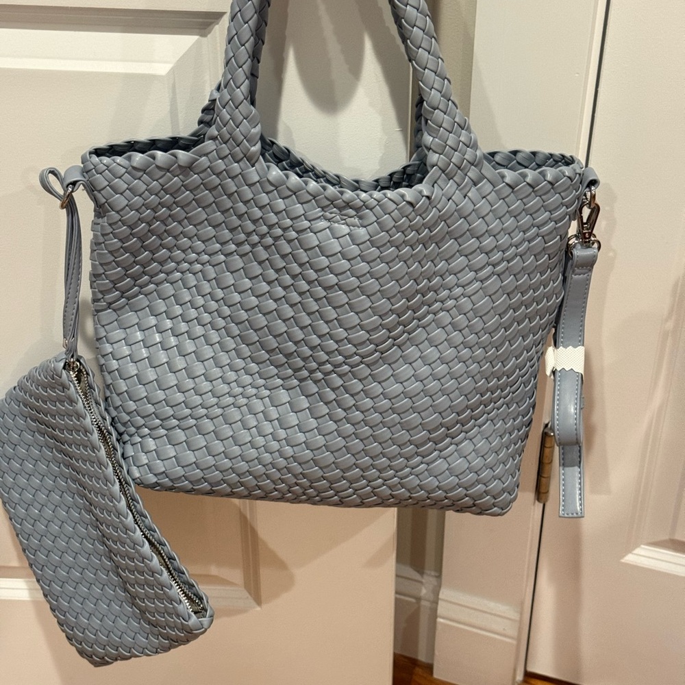Rachel Zoe Blue Woven Tote Bag Set